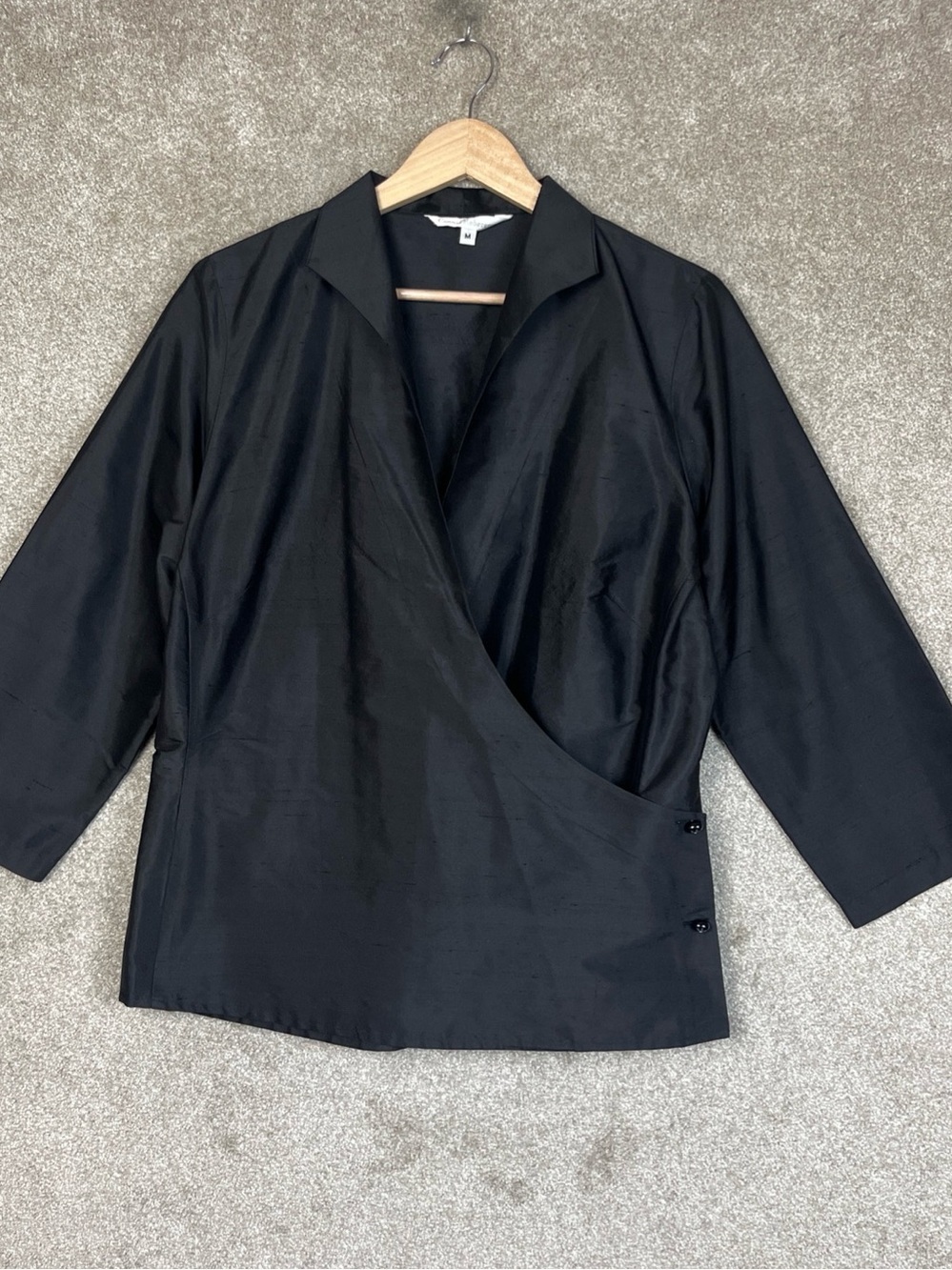 Connie Roberson Jacket Womens Medium Black Silk Button Wrap Style Collared-5385